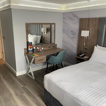 Best Western Premier Heronston Hotel & Spa Bridgend  Eksteriør bilde
