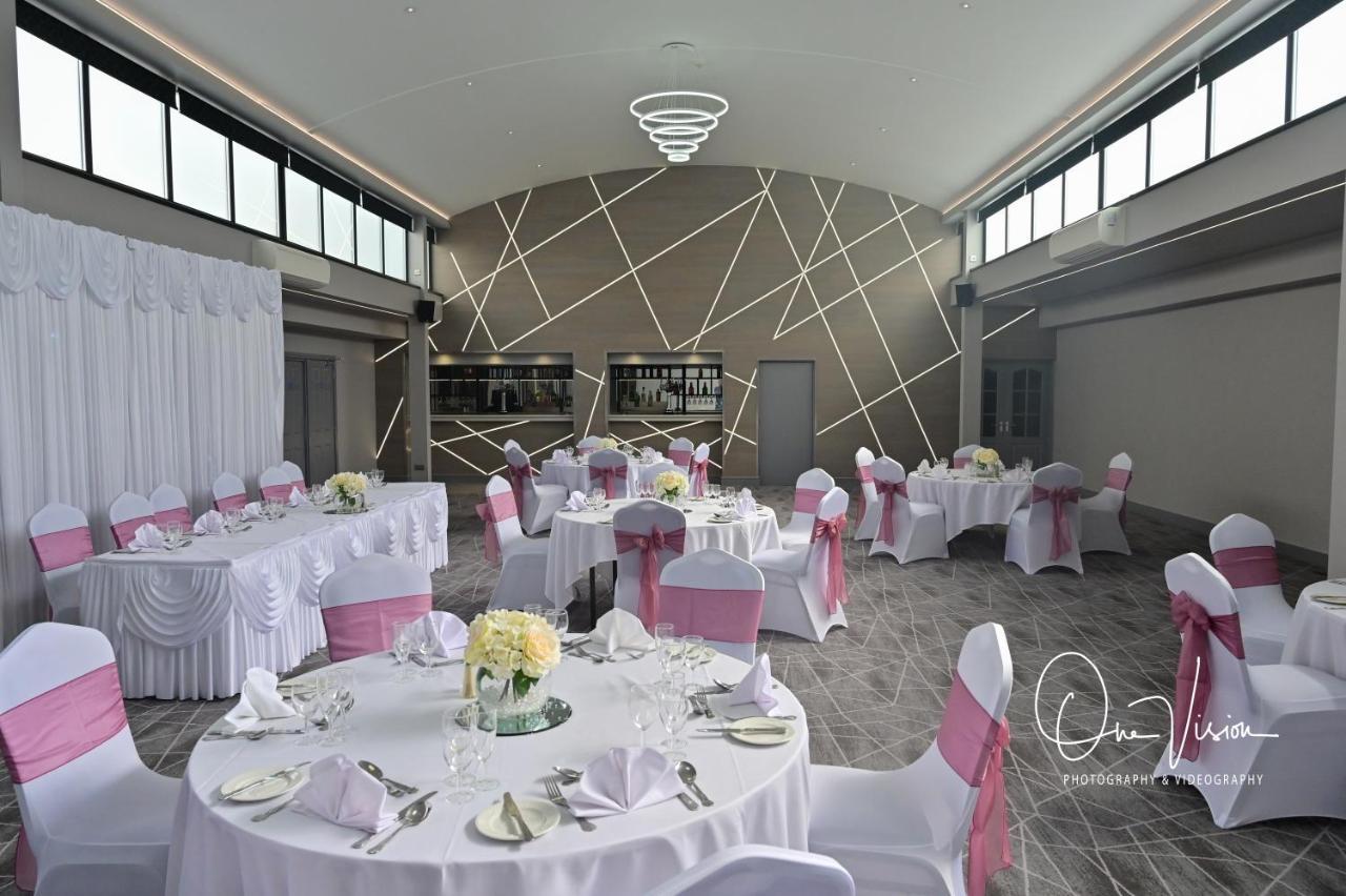 Best Western Premier Heronston Hotel & Spa Bridgend  Eksteriør bilde