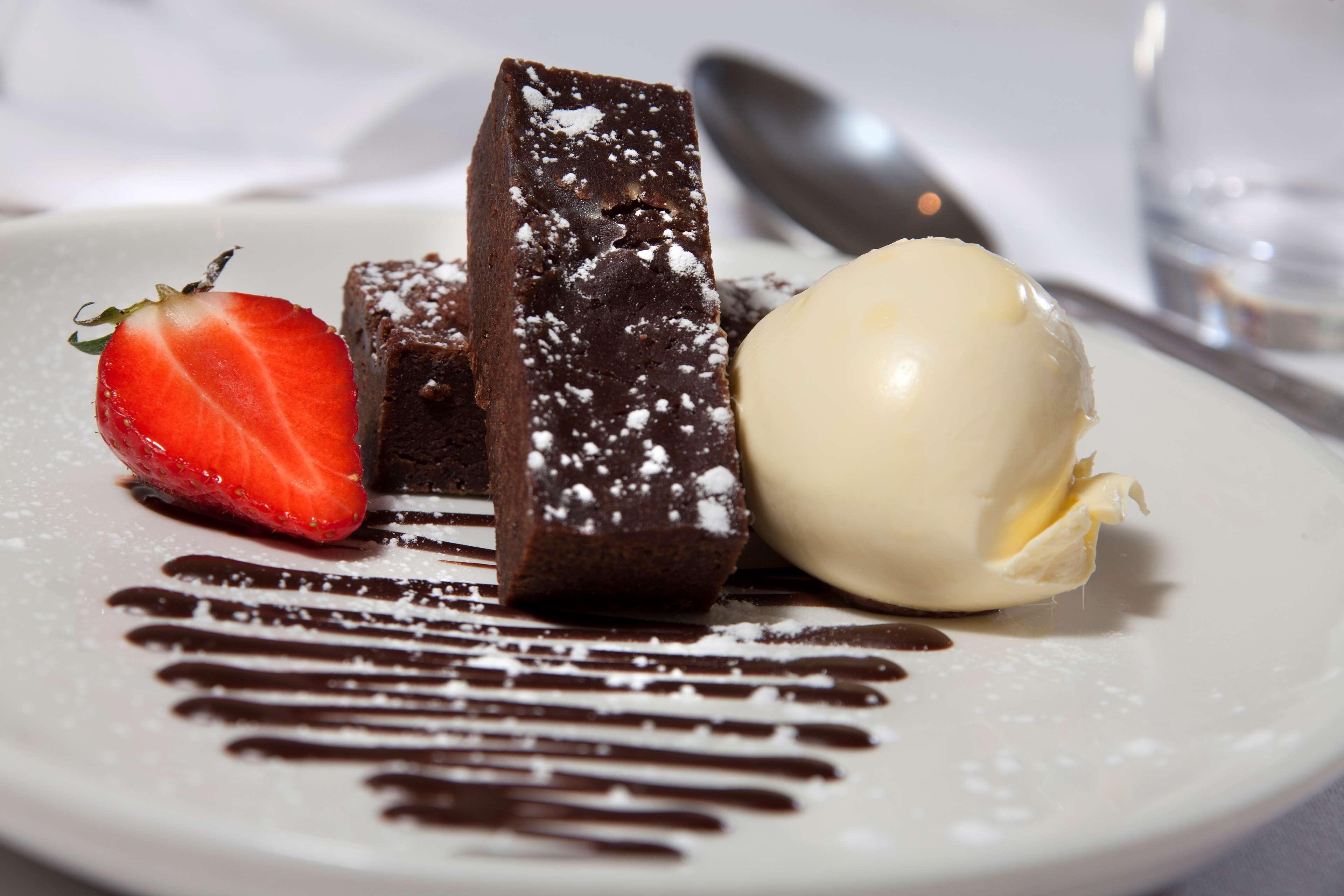 Best Western Premier Heronston Hotel & Spa Bridgend  Eksteriør bilde