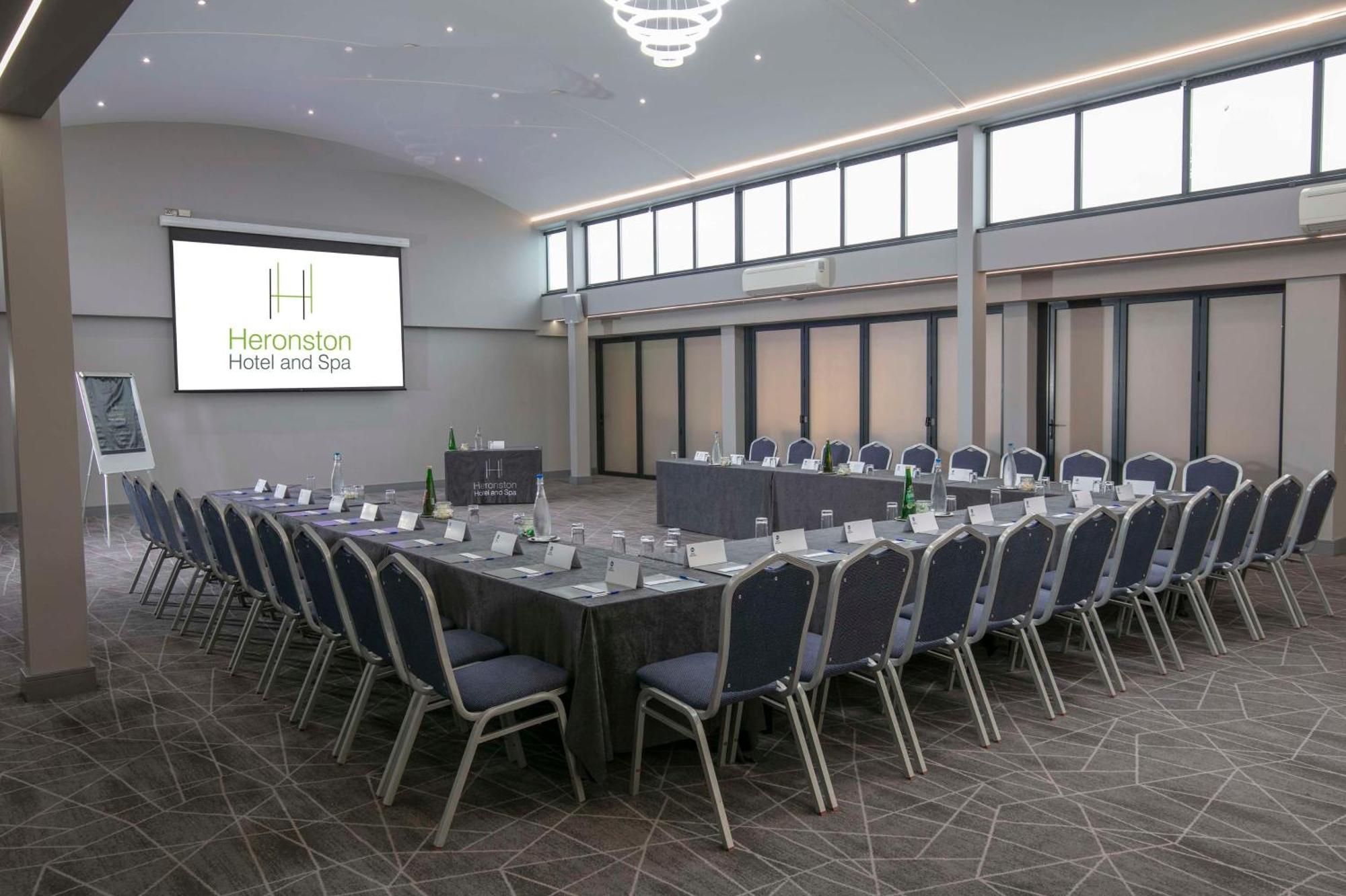 Best Western Premier Heronston Hotel & Spa Bridgend  Eksteriør bilde
