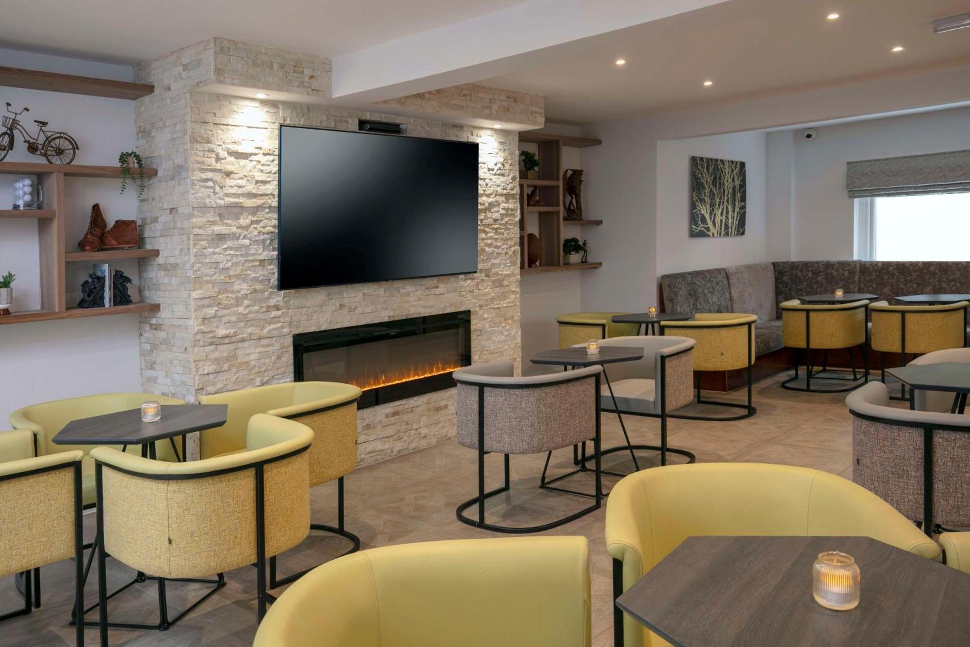 Best Western Premier Heronston Hotel & Spa Bridgend  Eksteriør bilde