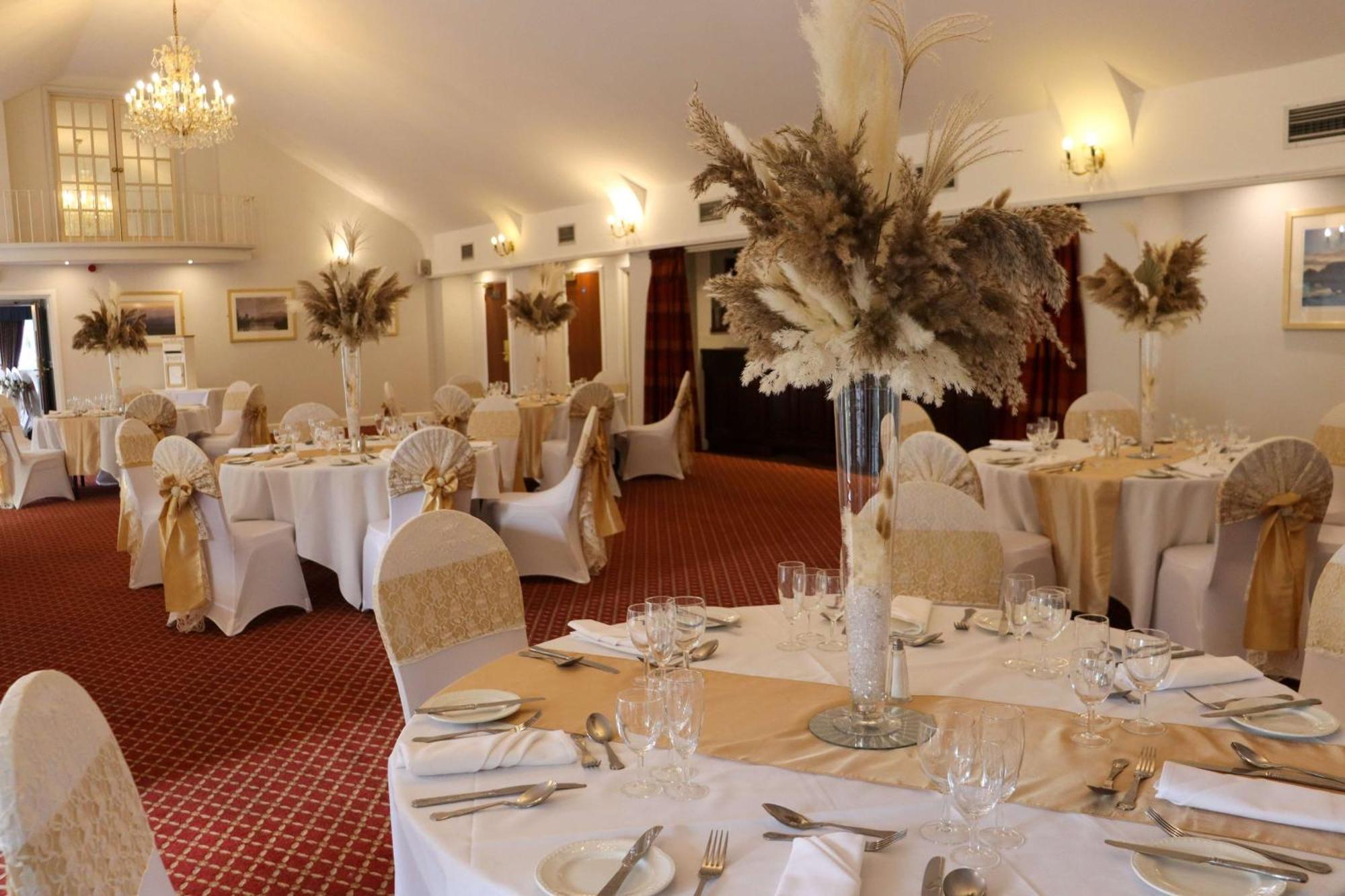Best Western Premier Heronston Hotel & Spa Bridgend  Eksteriør bilde