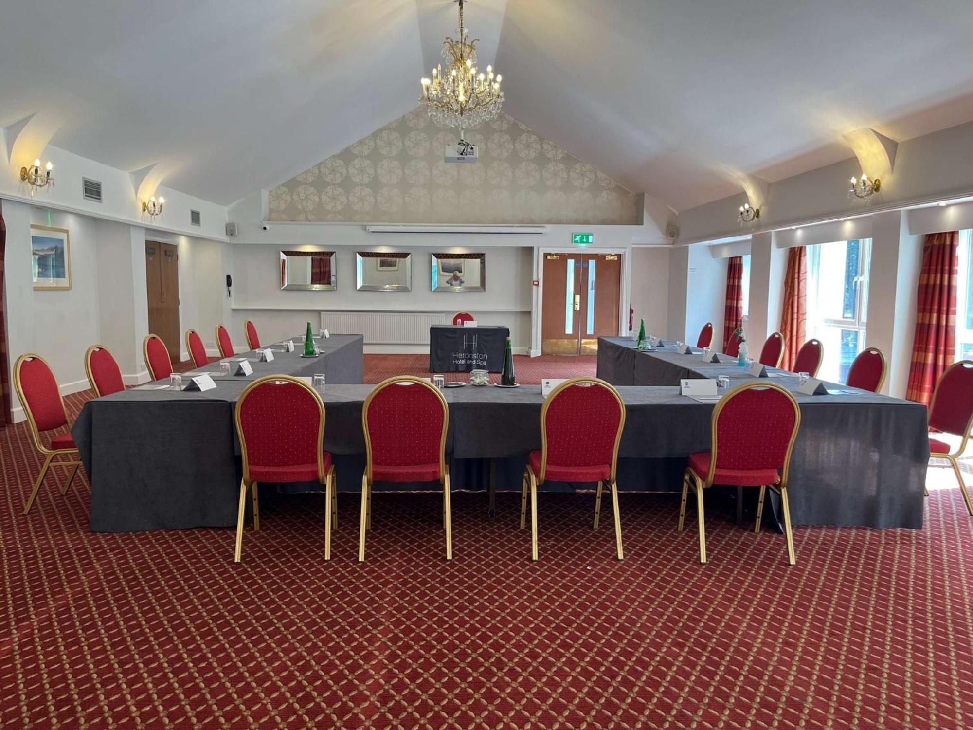 Best Western Premier Heronston Hotel & Spa Bridgend  Eksteriør bilde